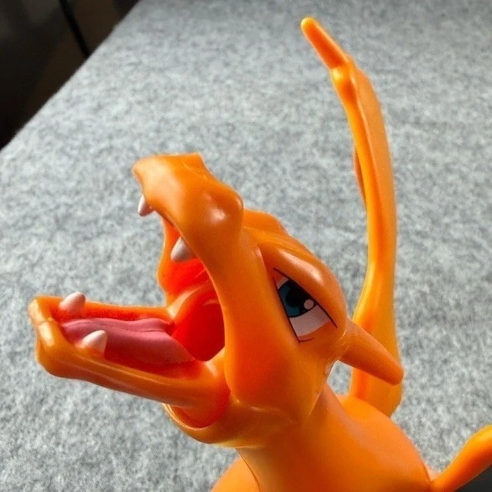 Jazwares PKW 4262 Pokémon 6' Interactive Charizard Deluxe Figure Does Work‎